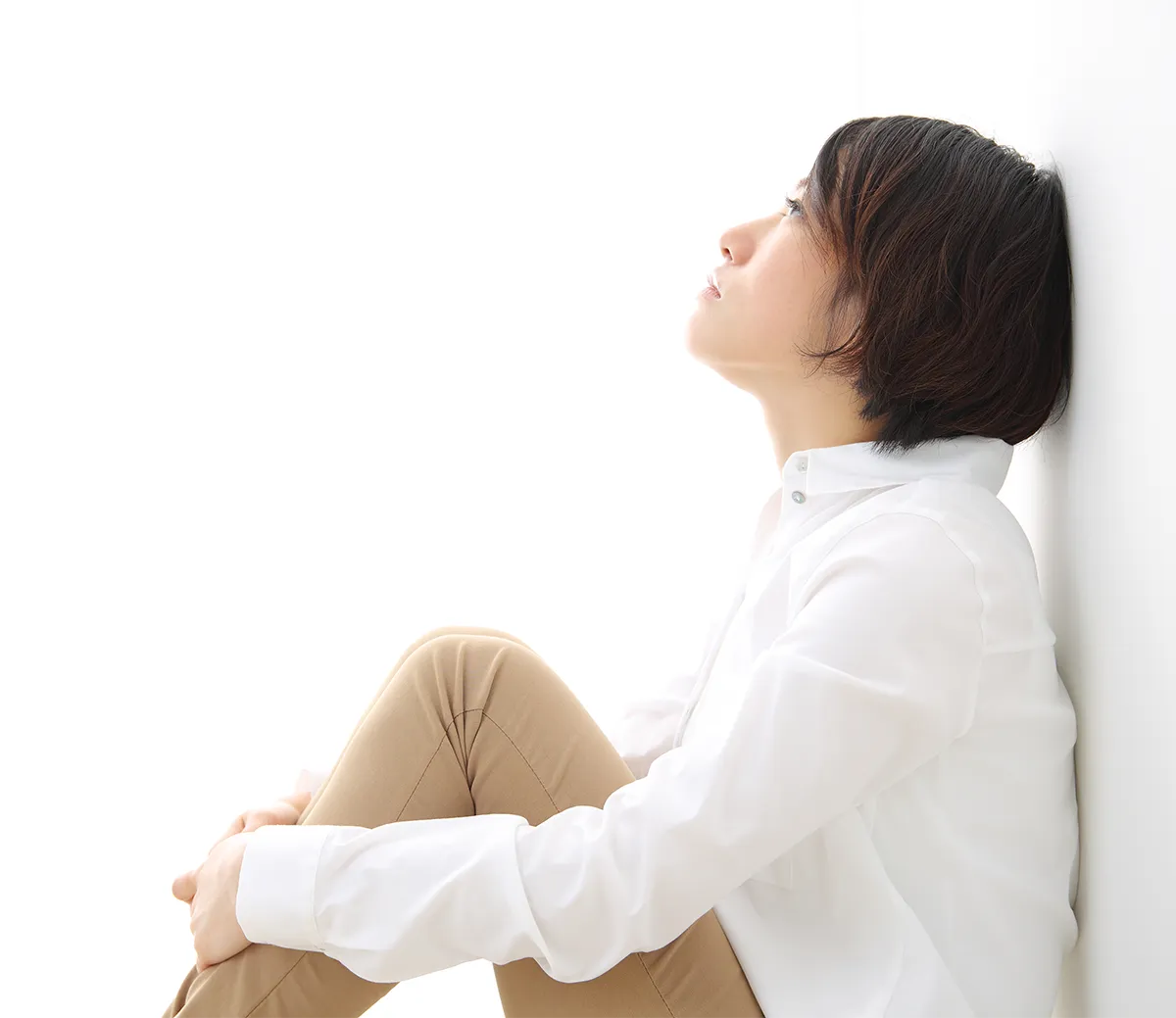 憂鬱そうな女性