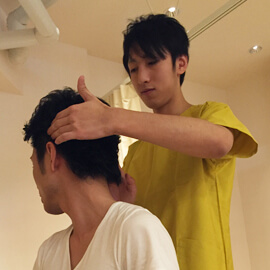 施術中